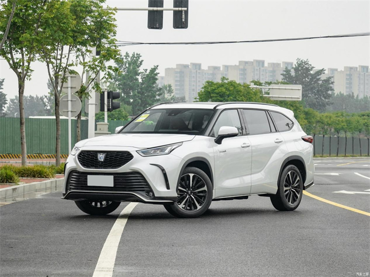 Toyota Crown Kluger Rev SV SUV